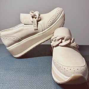 Dolce Vita Loafers – Size 7 – Barely Worn